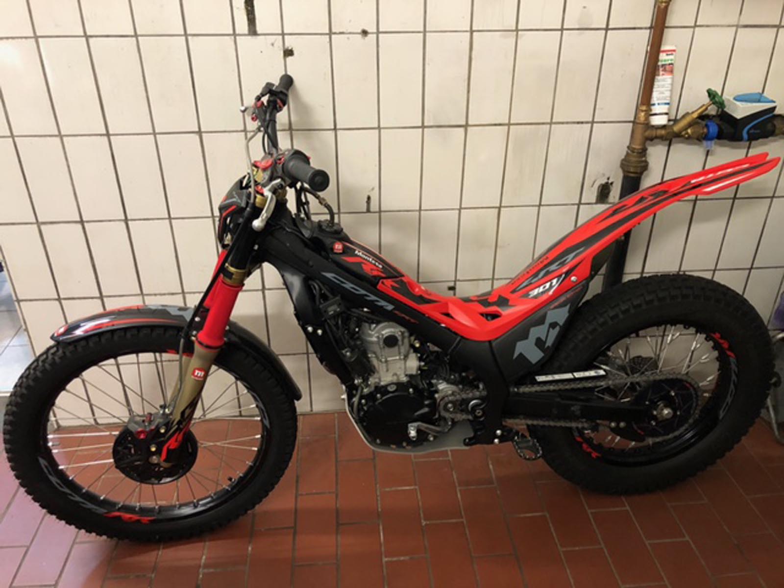 Montesa 301 RR, Modell 2020 im Neuzustand. Nur 5600,-€